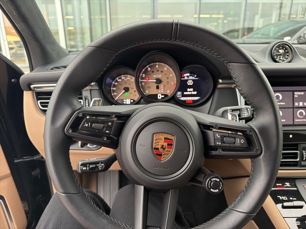 2024 Porsche Macan GTS photo 3