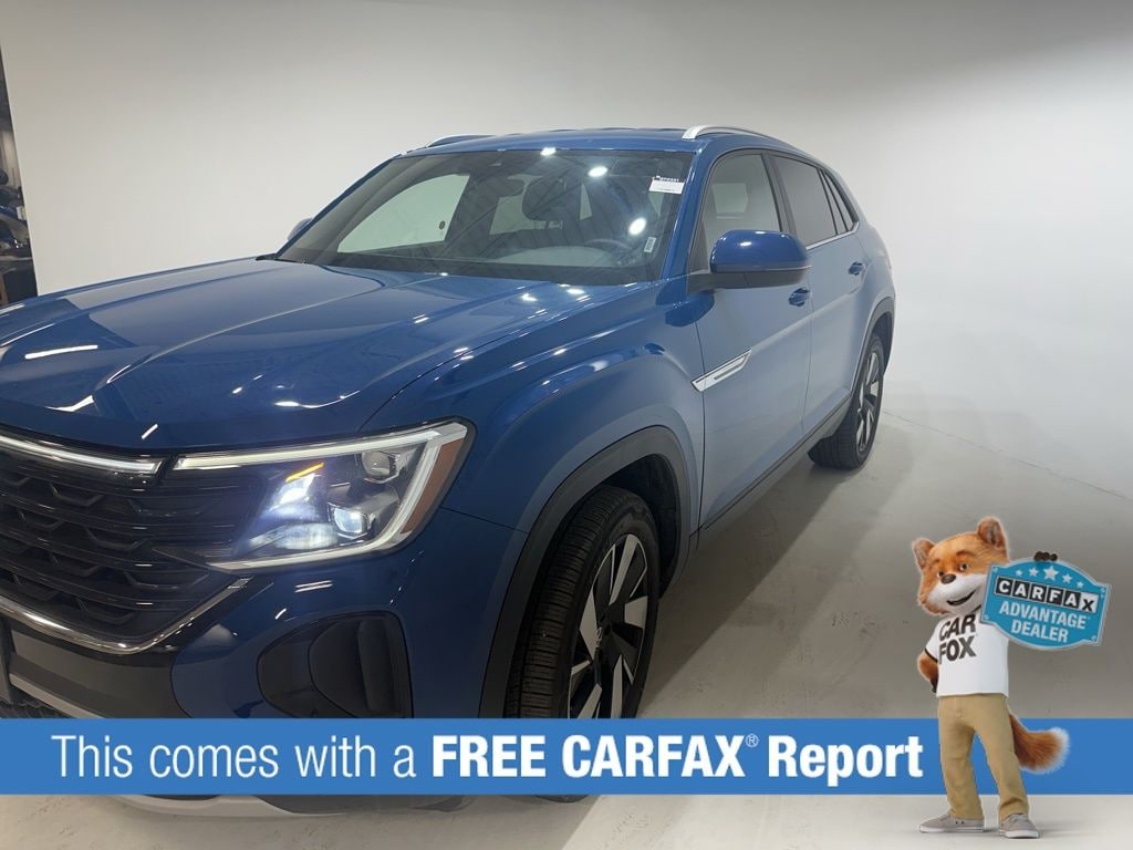 Used 2025 Volkswagen Atlas Cross Sport 2.0T SE w/Technology SUV
