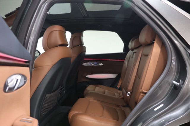 2026 GENESIS GV70 Advanced - Photo 32