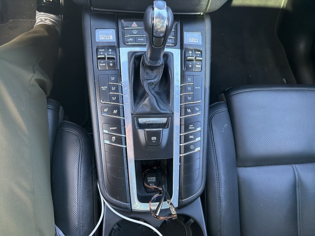 Used 2018 Porsche Macan SUV