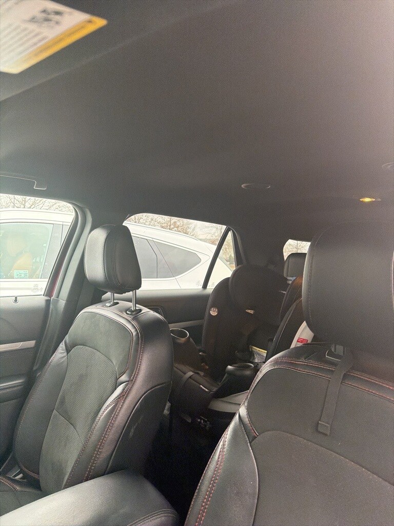 2019 Ford Explorer XLT photo 2