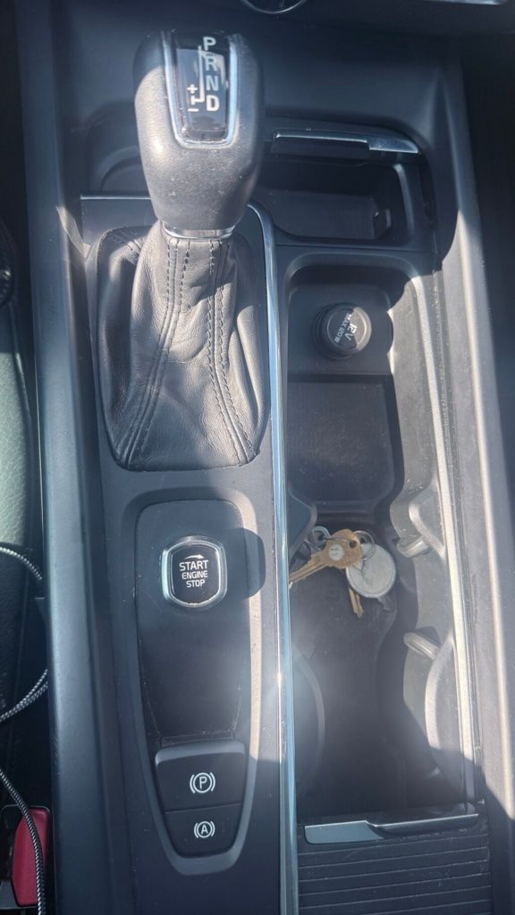 Used 2018 Volvo XC60 T5 AWD Momentum SUV