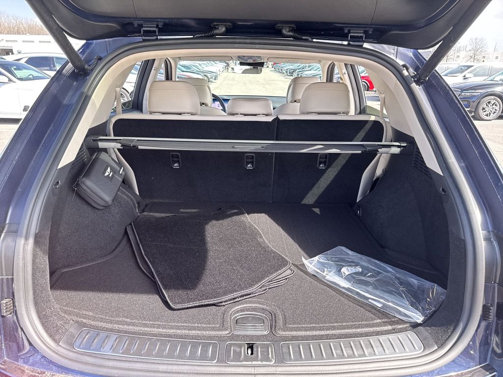 2026 GENESIS GV70 Select - Photo 29