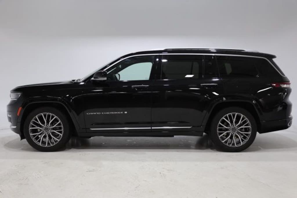 Used 2023 Jeep Grand Cherokee L Summit SUV