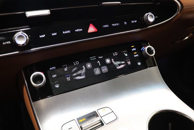 2026 GENESIS GV70 Advanced - Photo 29