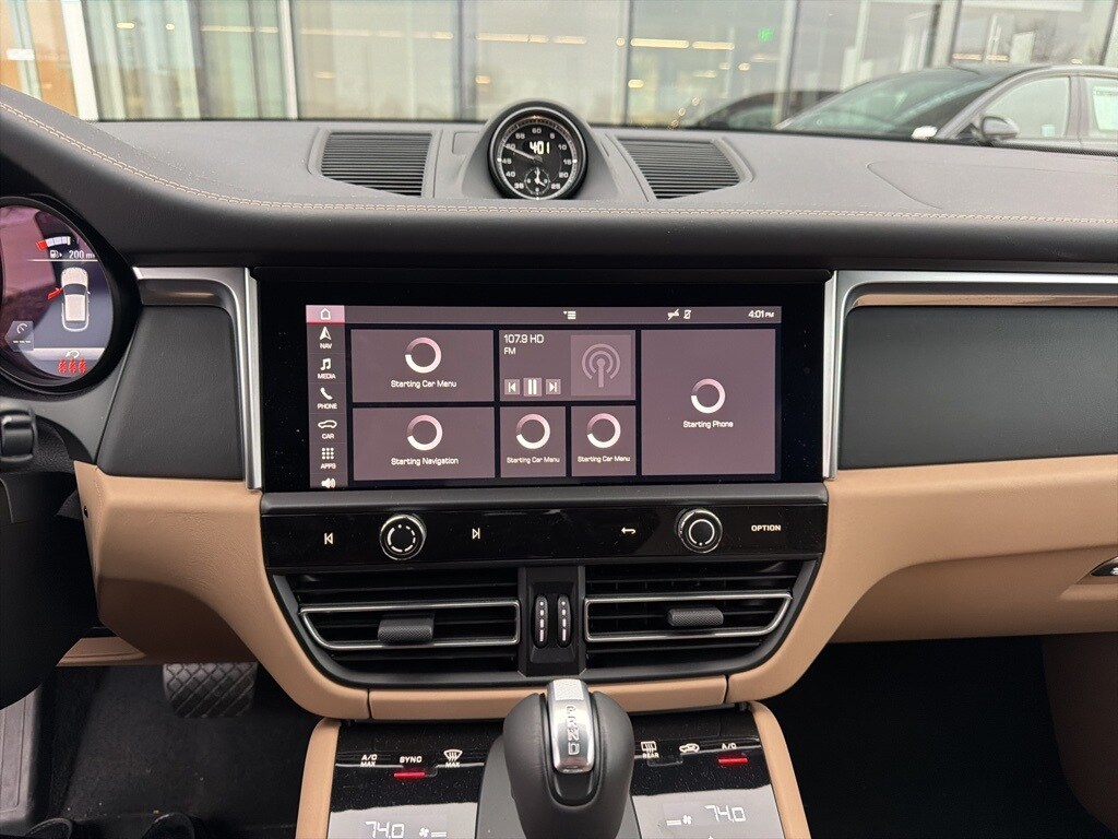 2024 Porsche Macan GTS photo 4