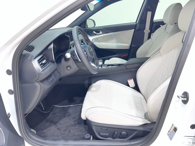 2025 GENESIS G70 Sport Advanced - Photo 18