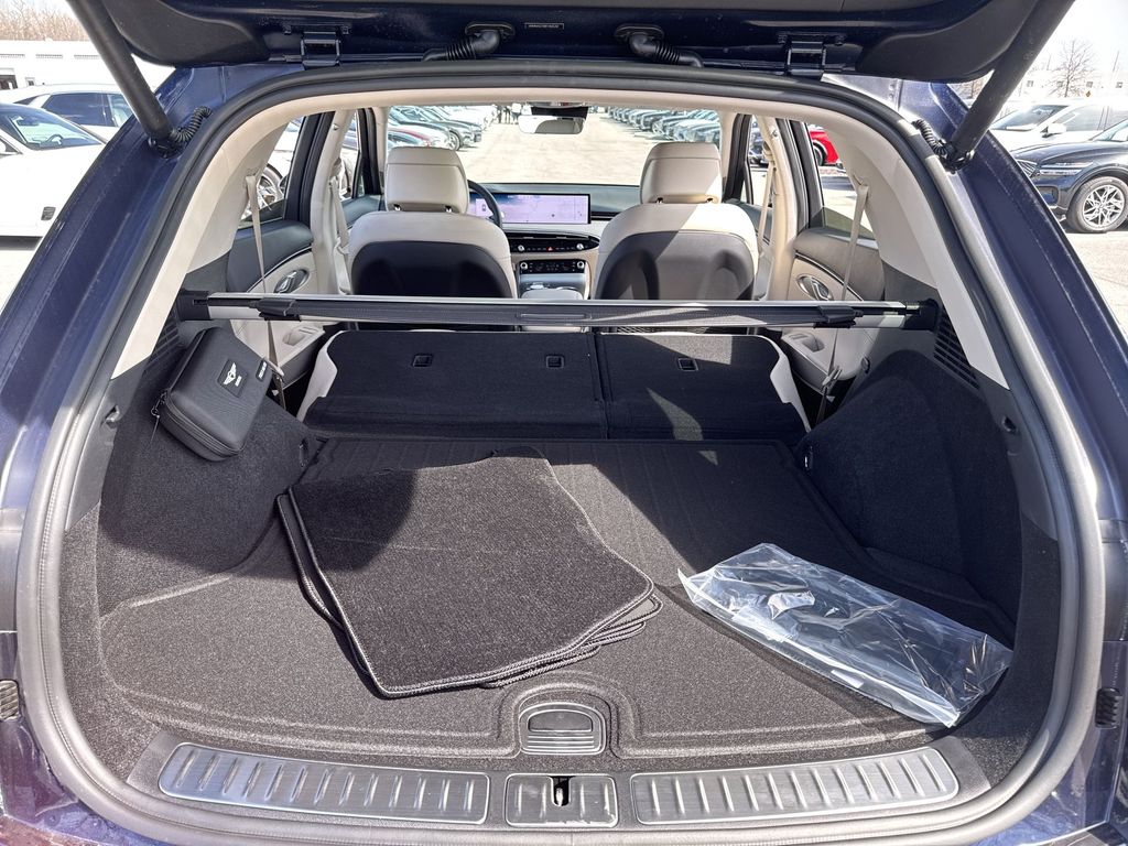 2026 GENESIS GV70 Select - Photo 30