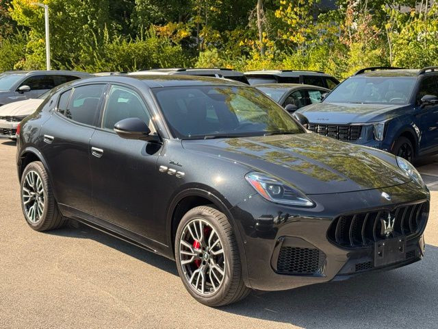 2023 Maserati Grecale MODENA's photo