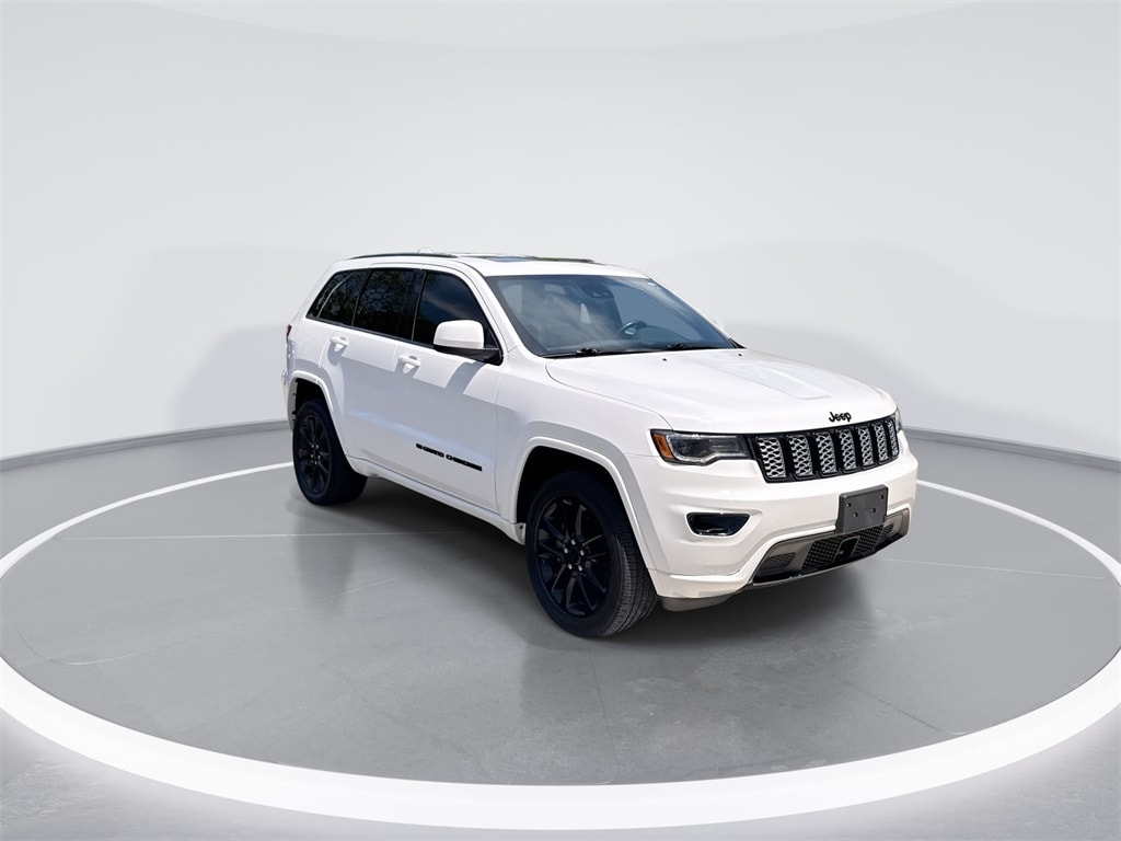 Used 2022 Jeep Grand Cherokee WK Laredo X with VIN 1C4RJFAG7NC142080 for sale in Indianapolis, IN