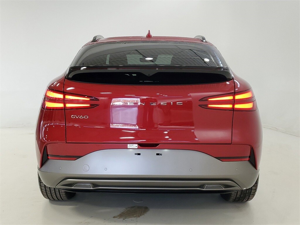 2024 Genesis GV60 AWD Advanced photo 4