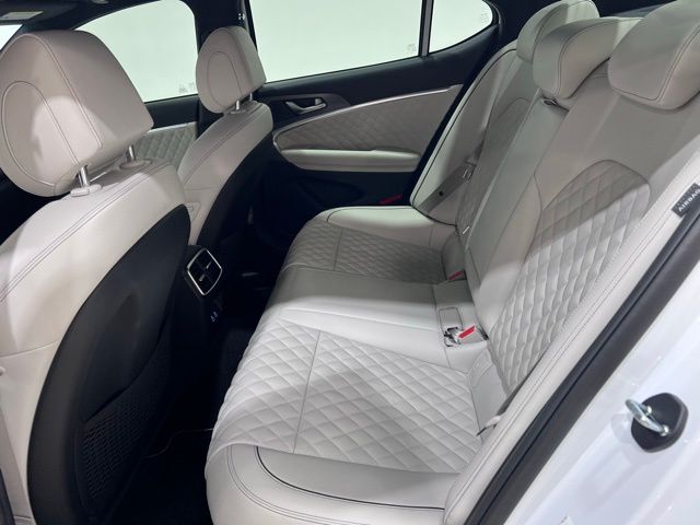 2025 GENESIS G70 Sport Advanced - Photo 24