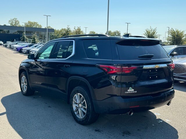 2023 Chevrolet Traverse Cloth 1LT photo 3