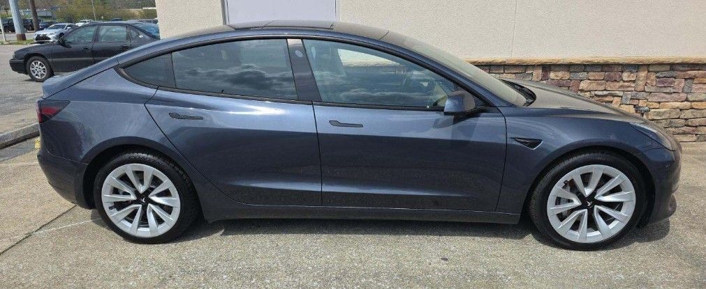 2021 Tesla Model 3 Base