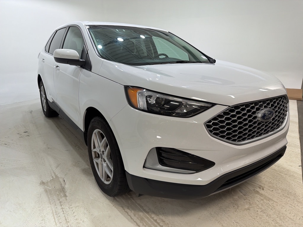Used 2024 Ford Edge SUV