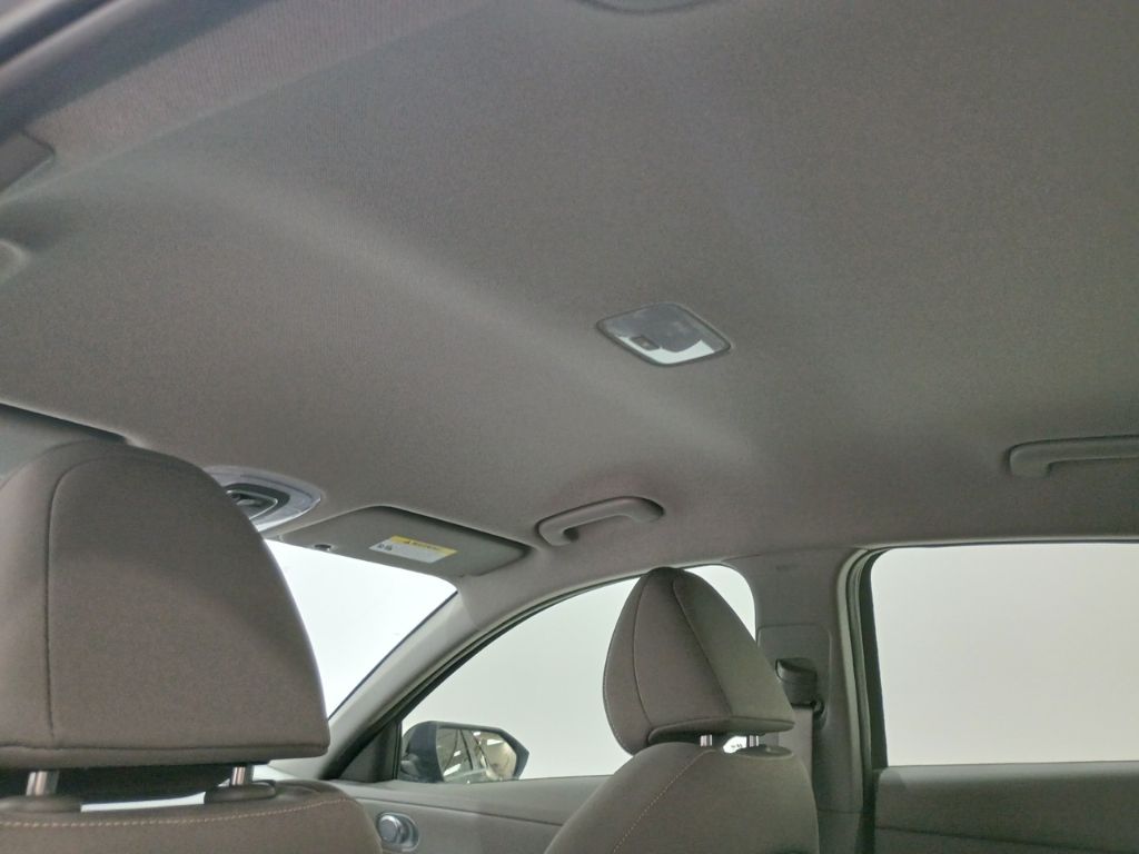 2025 Hyundai Elantra Blue - Photo 27