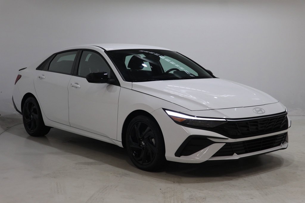 2026 Hyundai Elantra SEL Sport Sedan