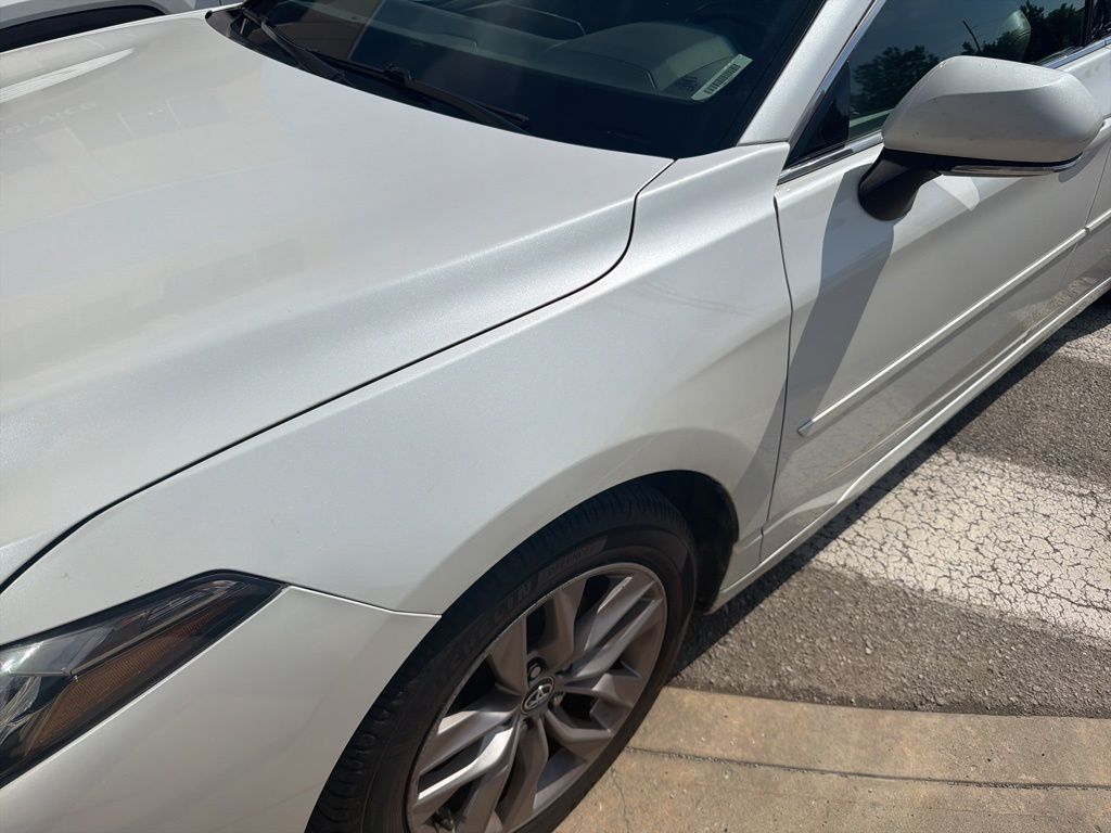 2019 Toyota Avalon XLE's photo