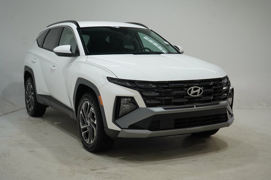 New 2026 Hyundai Tucson SEL Plus AWD SUV