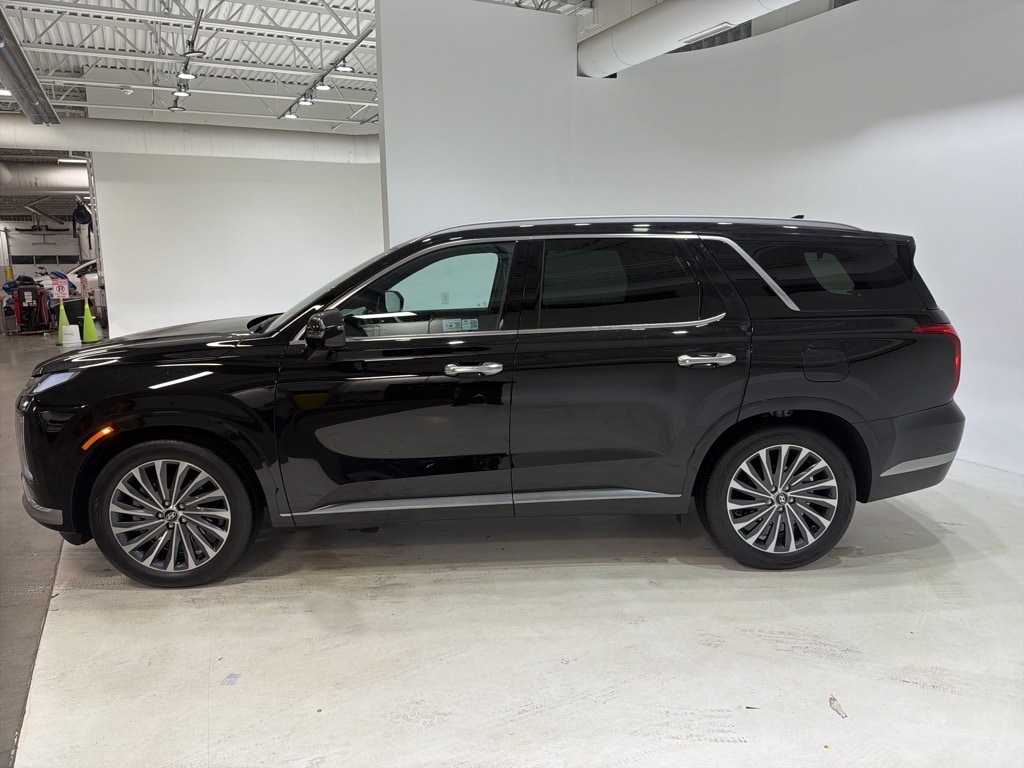 Used 2025 Hyundai Palisade Calligraphy SUV