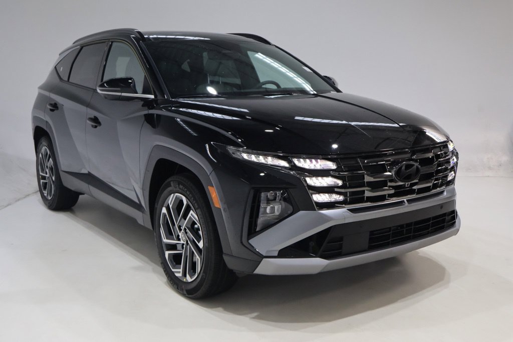  Hyundai Tucson Hybrid