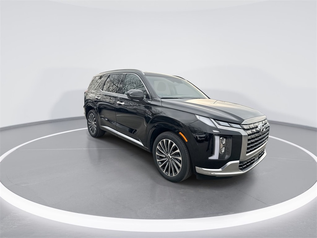Used 2025 Hyundai Palisade Calligraphy with VIN KM8R7DGE8SU847741 for sale in Indianapolis, IN