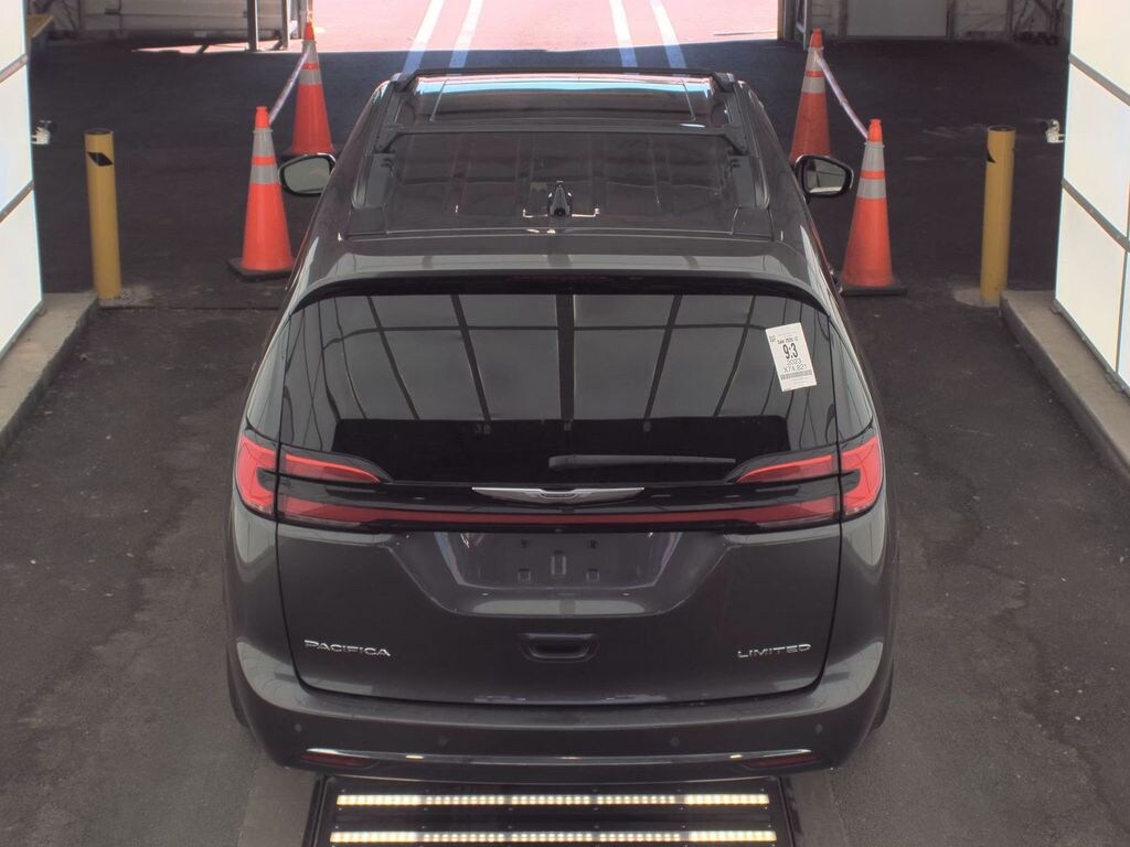 Used 2023 Chrysler Pacifica Limited Van Passenger Van
