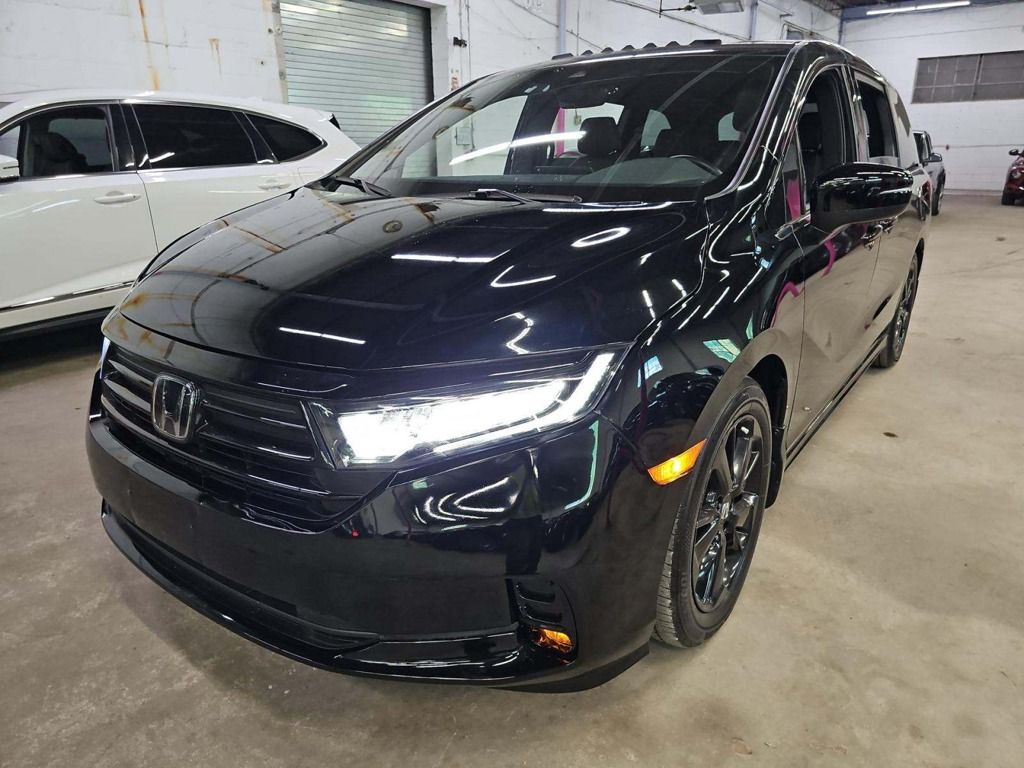 2024 Honda Odyssey SPORT's photo