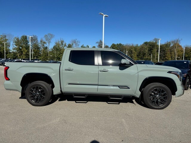 2024 Toyota Tundra Platinum photo 2