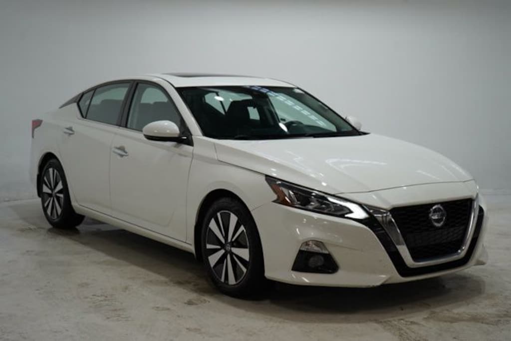Used 2021 Nissan Altima 2.5 SL Sedan