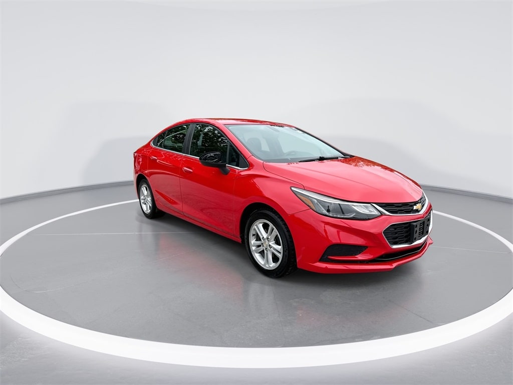 Used 2016 Chevrolet Cruze LT with VIN 1G1BE5SM5G7299597 for sale in Indianapolis, IN
