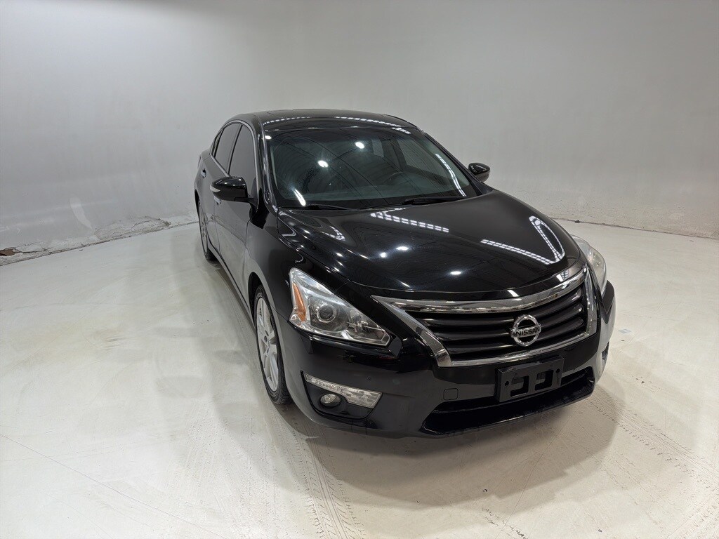 2015 Nissan Altima 3.5 SL photo 2