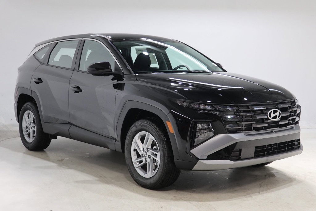 New 2026 Hyundai Tucson SE AWD SUV