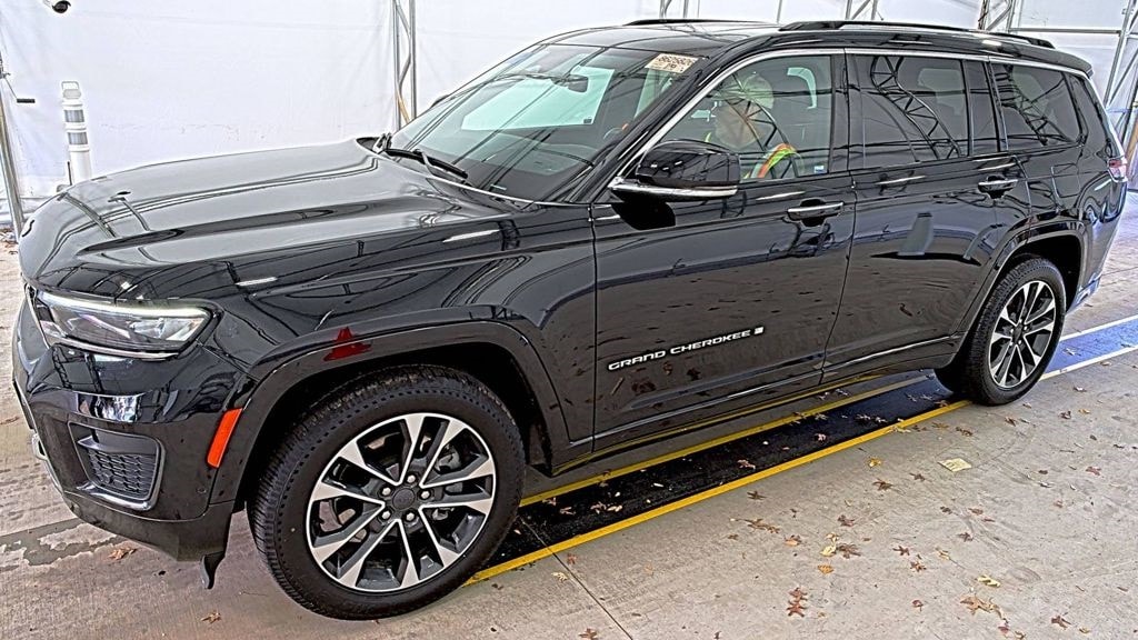 Used 2022 Jeep New Grand Cherokee Overland SUV