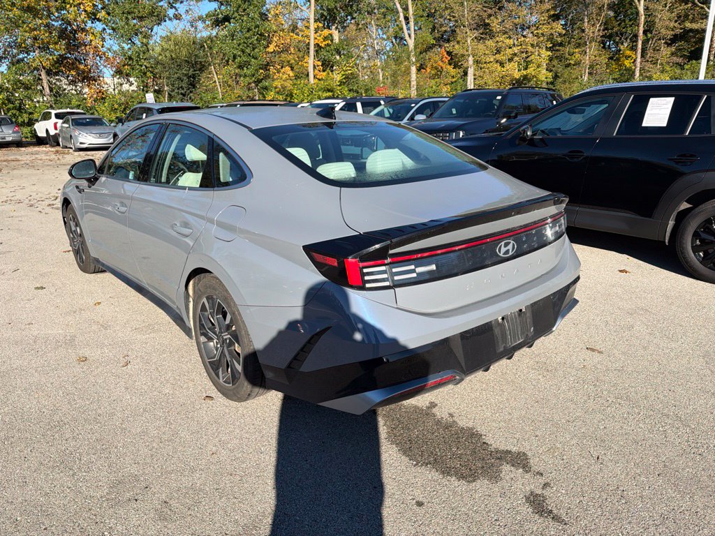 Used 2025 Hyundai Sonata SEL Sedan