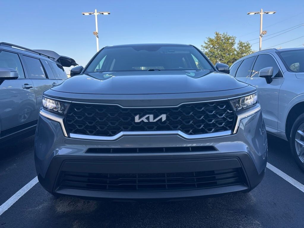 Used 2022 Kia Sorento LX SUV