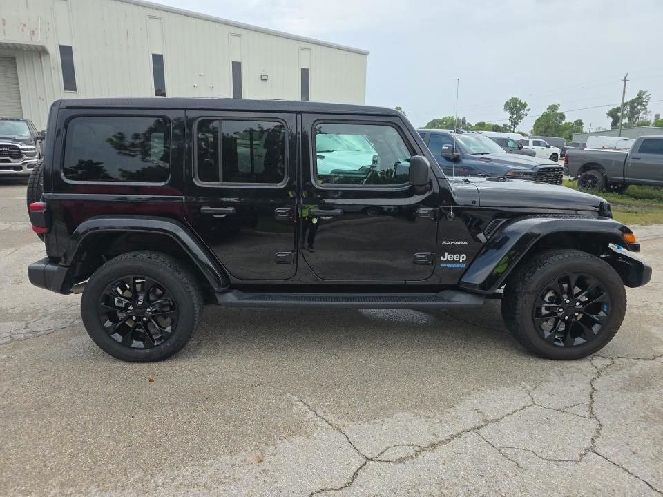 Used 2022 Jeep Wrangler Unlimited 4xe Sahara SUV