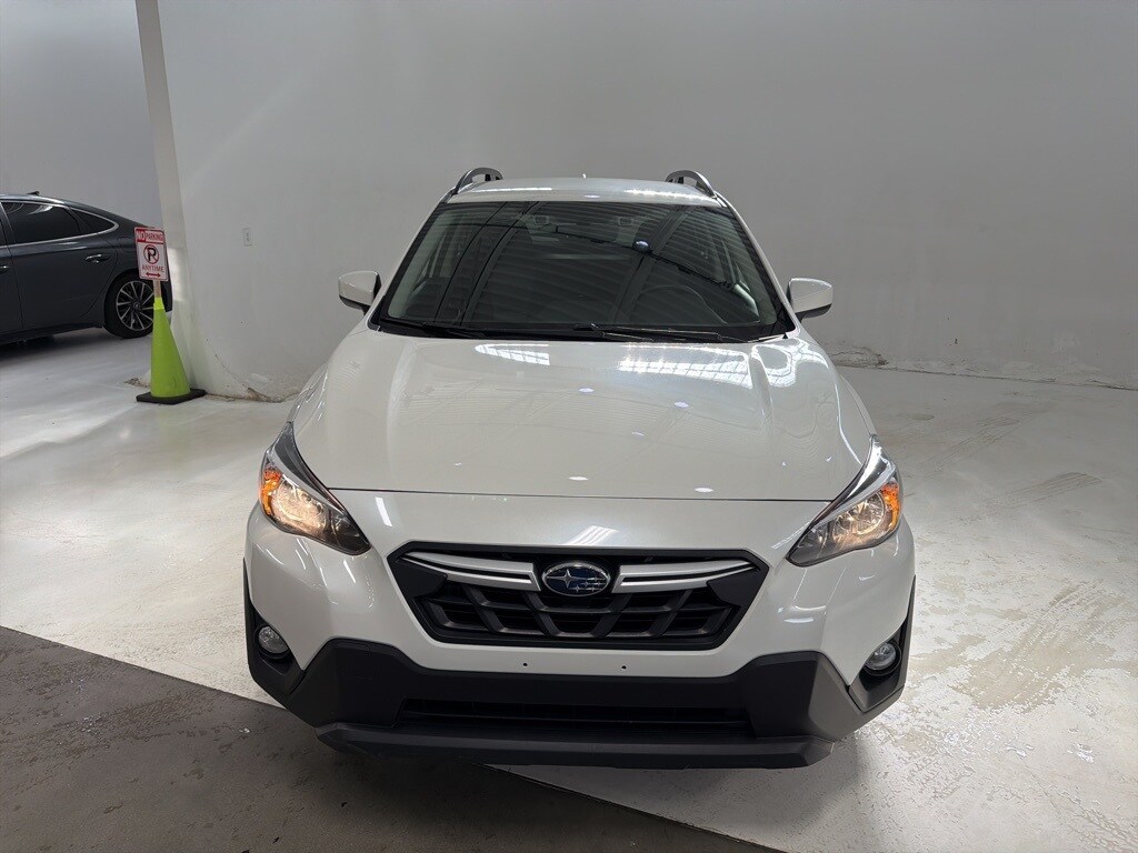 2022 Subaru Crosstrek Premium photo 2