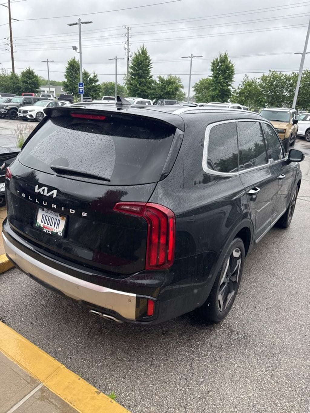 Used 2024 Kia Telluride S SUV