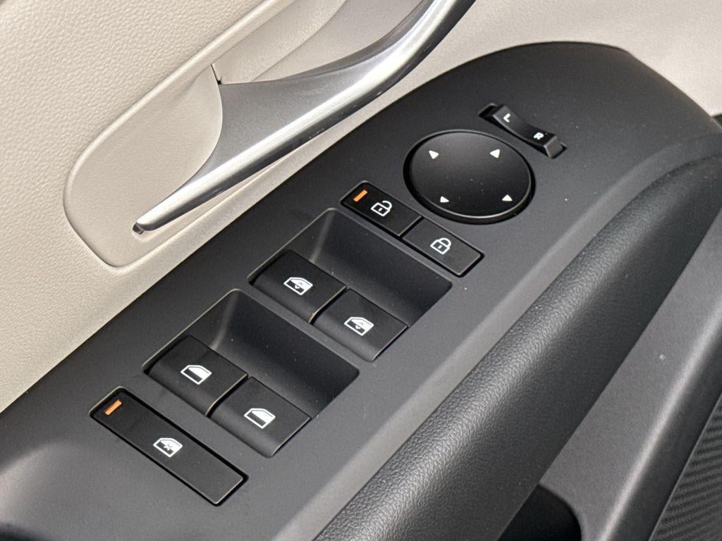 2025 Hyundai Tucson SEL Convenience - Photo 13