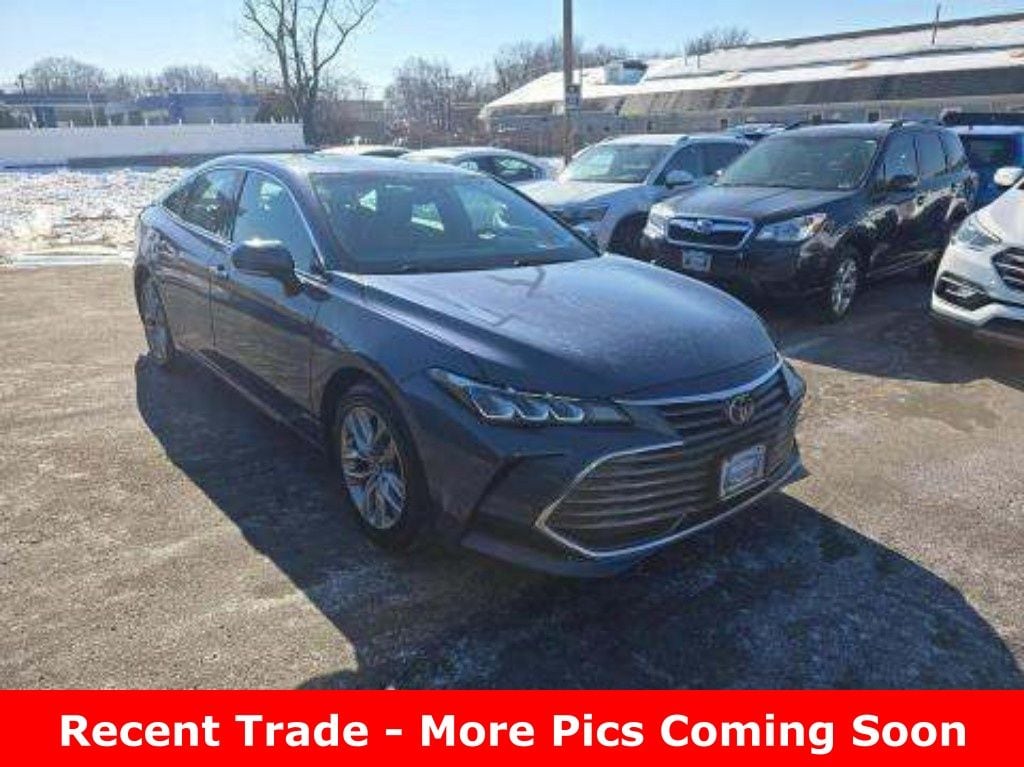 Used 2019 Toyota Avalon XLE Sedan