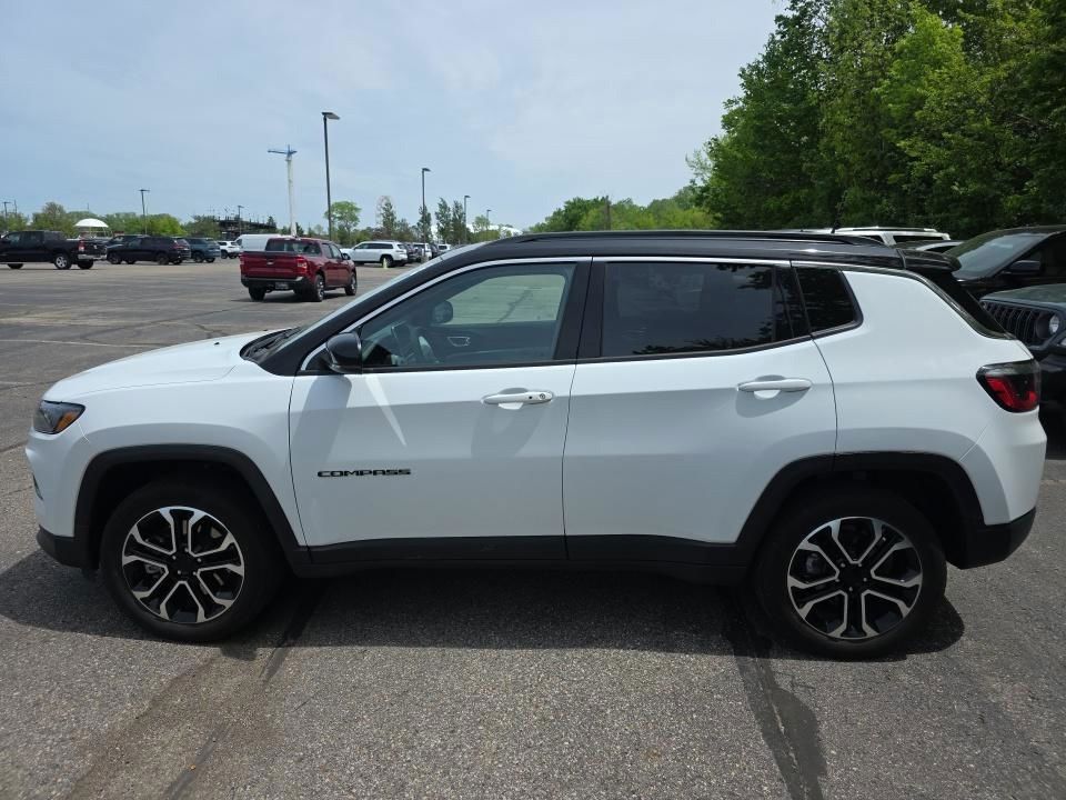 2023 Jeep Compass Limited 4X4's photo