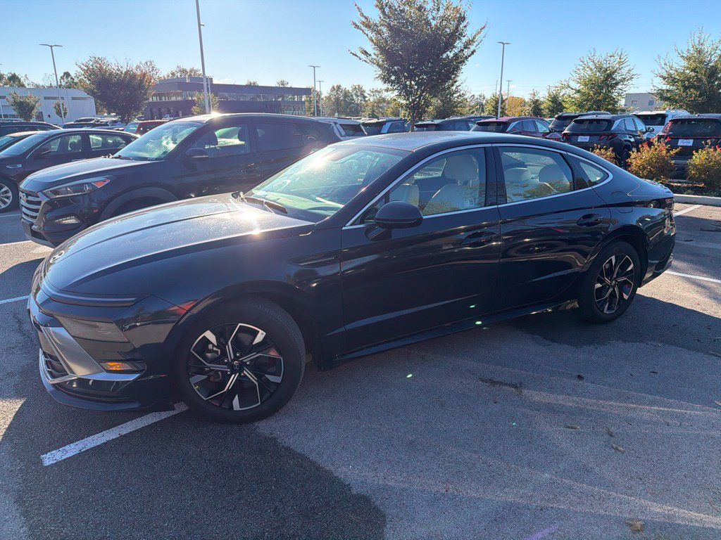 Used 2025 Hyundai Sonata SEL Sedan
