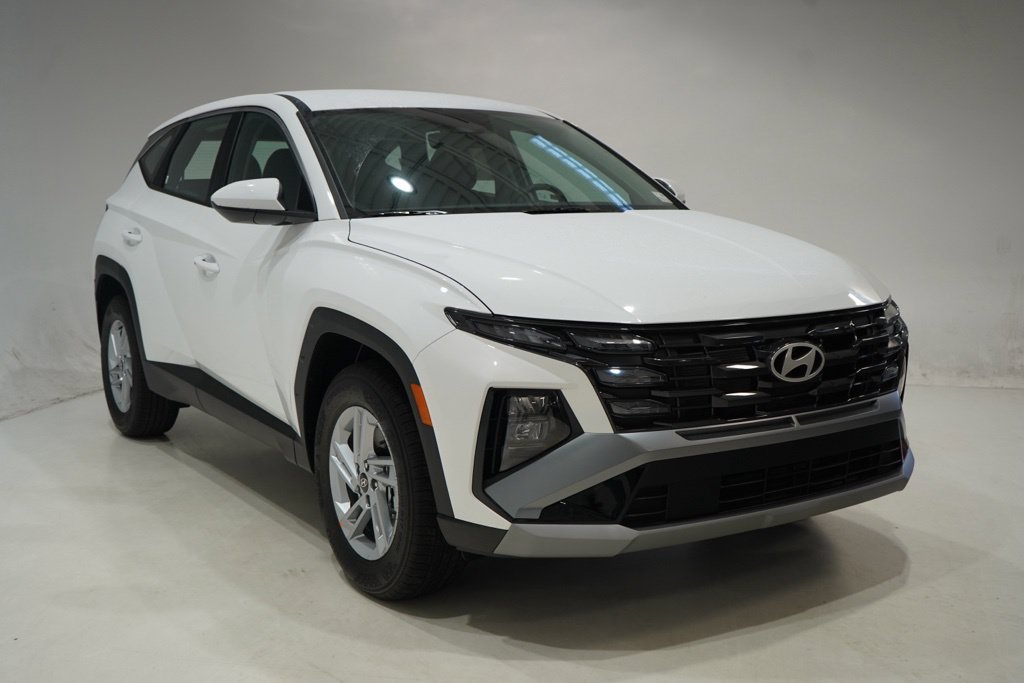 New 2026 Hyundai Tucson SE FWD SUV