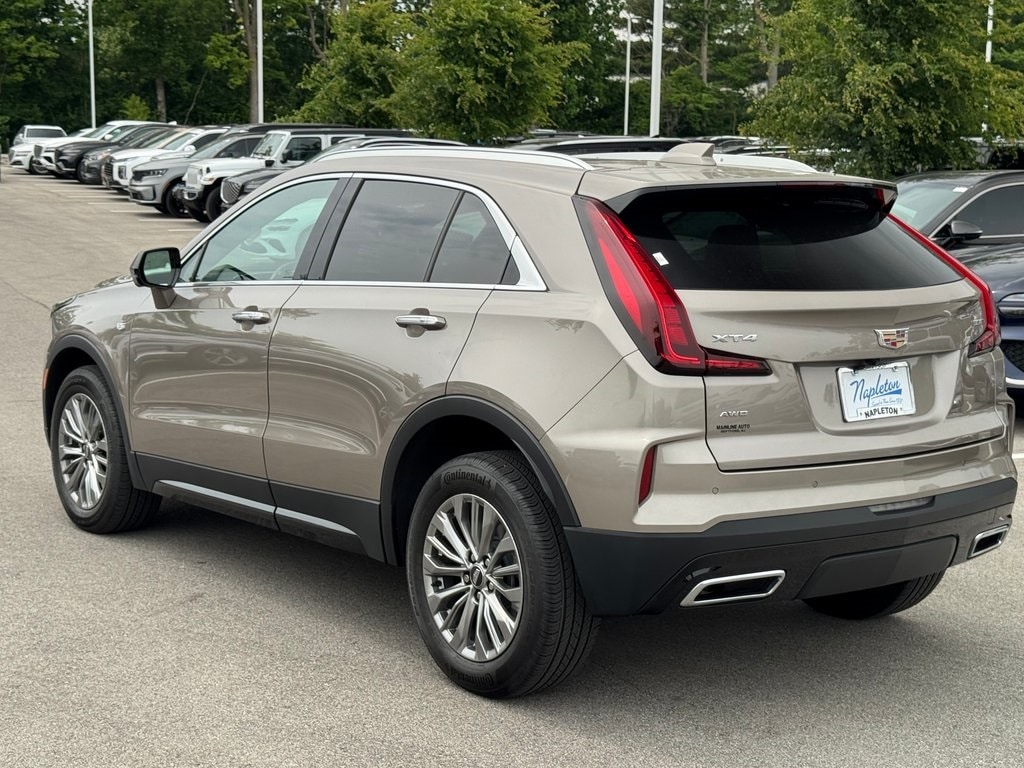 Used 2024 Cadillac XT4 Premium Luxury with VIN 1GYFZDR46RF209180 for sale in Indianapolis, IN