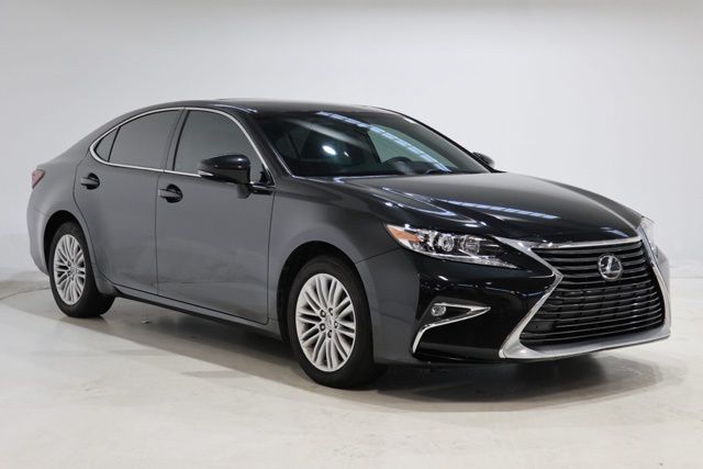 2017 Lexus ES