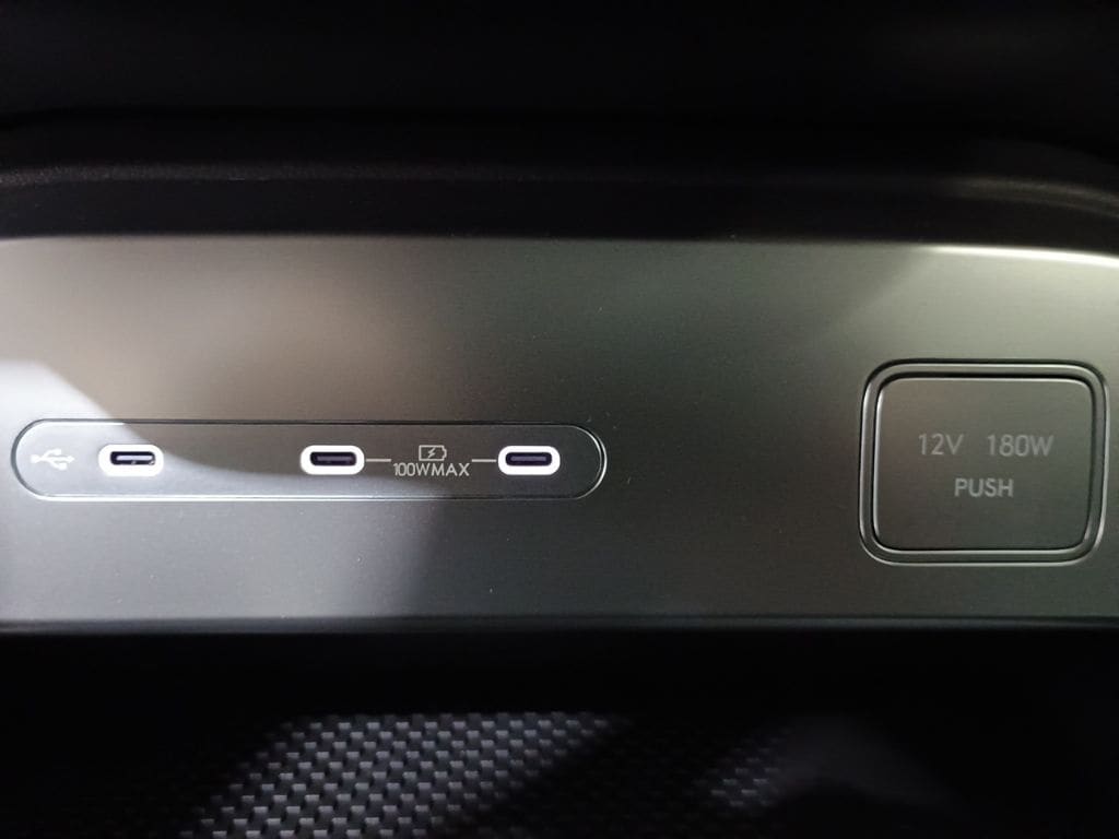 2026 Hyundai IONIQ 9 SE - Photo 24