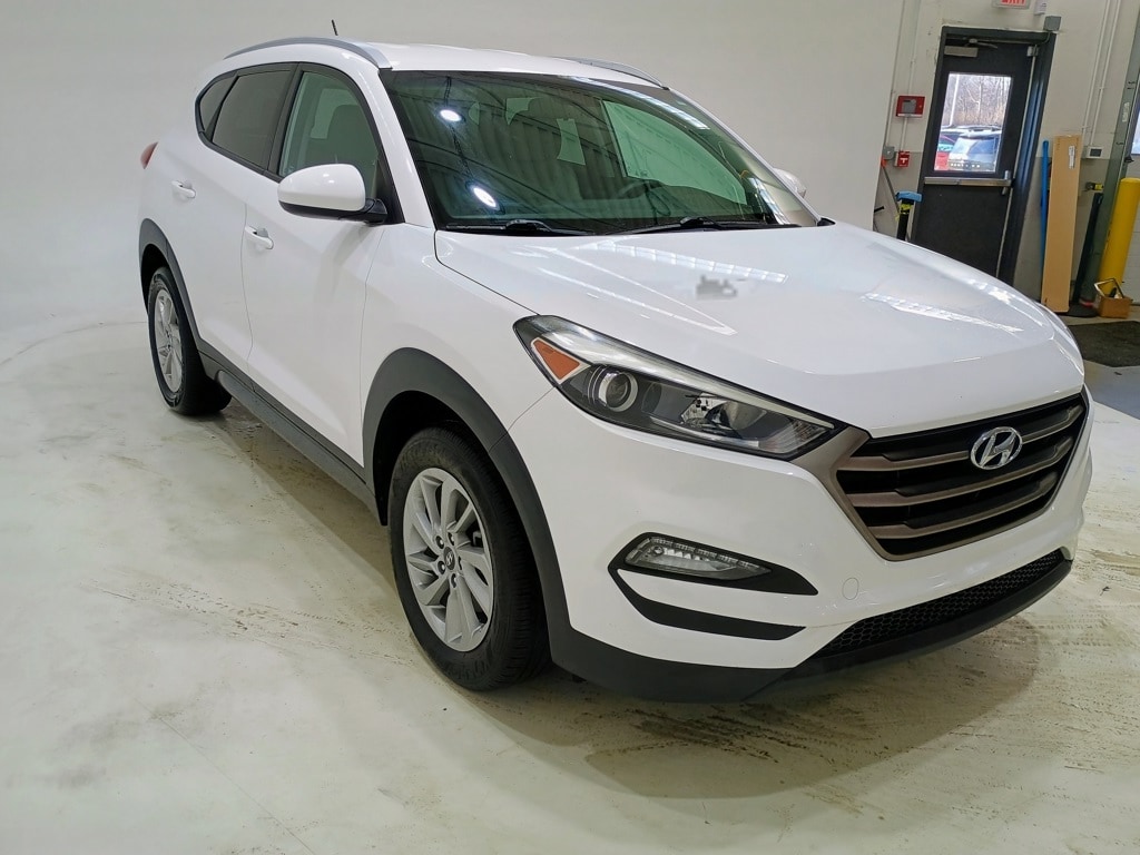 2016 Hyundai Tucson SE