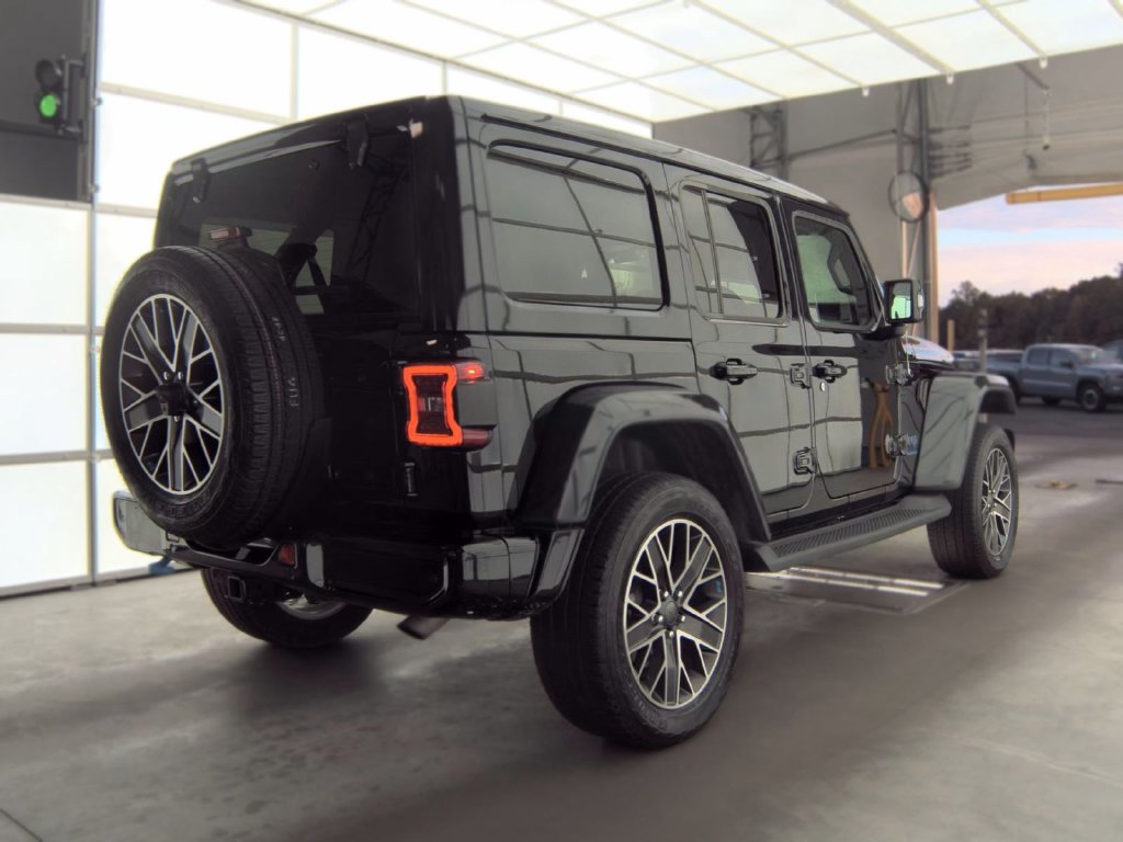 Used 2023 Jeep Wrangler 4xe Sahara SUV