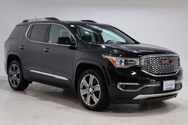 2017 GMC Acadia Denali AWD's photo